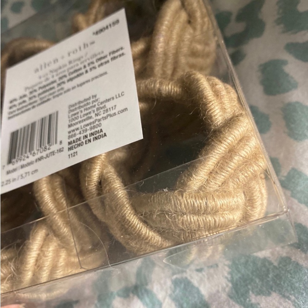 5/$25 ☀️
NEW 4 Piece Rattan Twine Napkin
Rings Allen + Roth - Picture 5 of 5